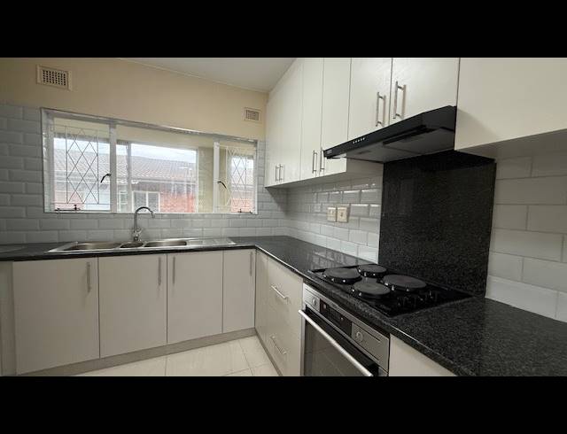 2 BEDROOM DUPLEX RENTED IN ESSENWOOD